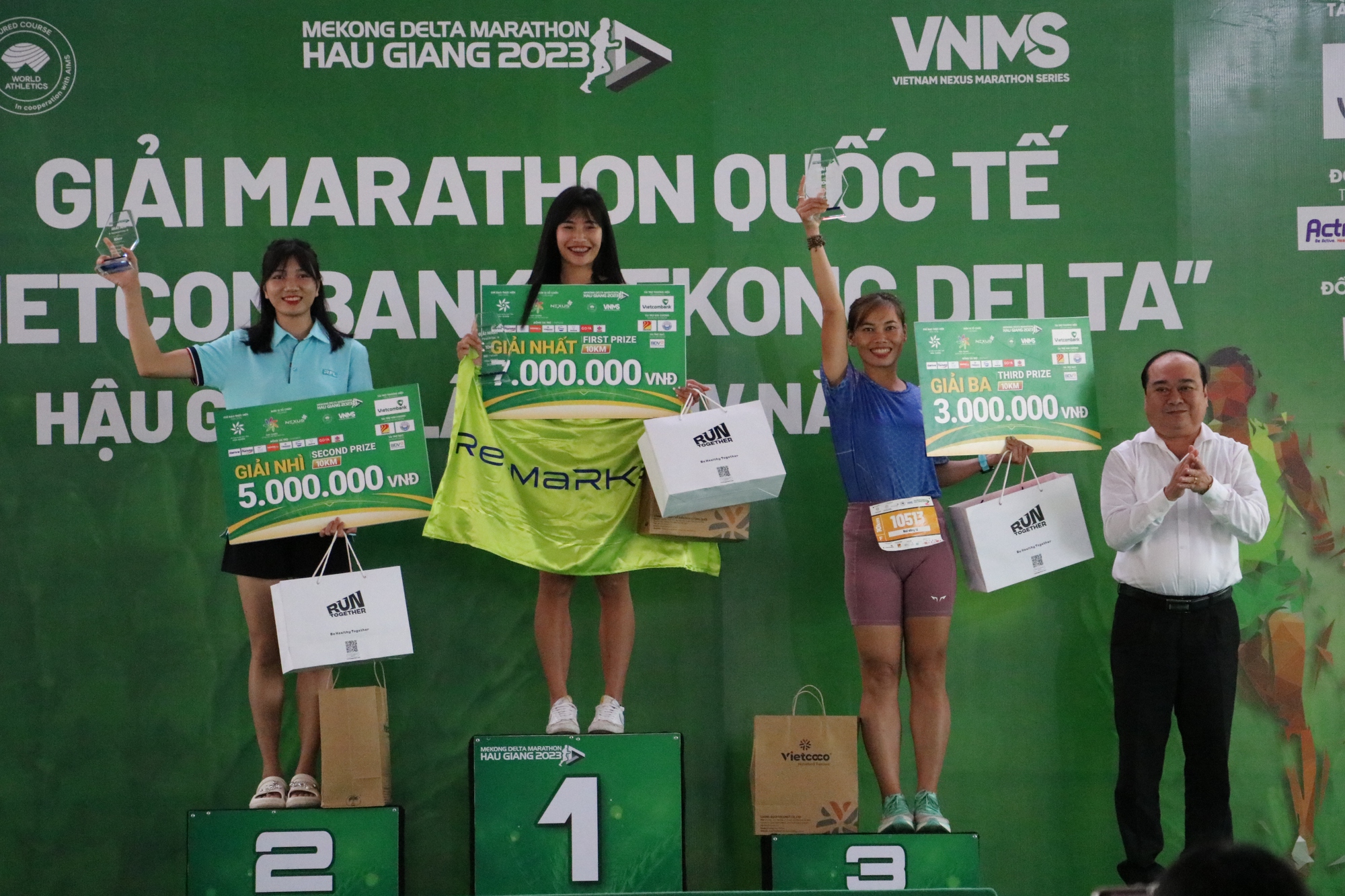 Hình ảnh “có 1 không 2 tại giải marathon quốc tế ở Hậu Giang - Ảnh 33.