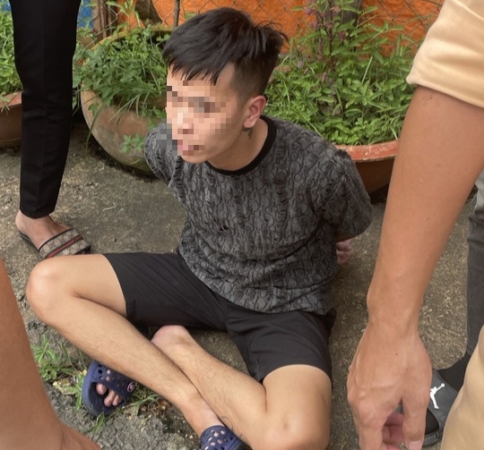 Đồng Nai: Cảnh s&aacute;t giao th&ocirc;ng bắt 1 nghi phạm giết người - Ảnh 1.
