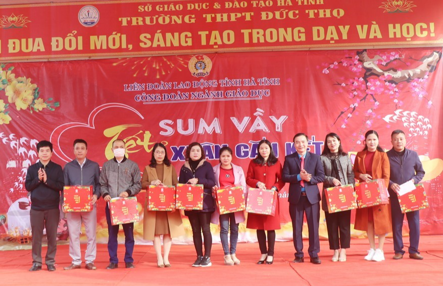 Công đoàn ngành Giáo dục Hà Tĩnh: Lan toả các phong trào thi đua - Ảnh 1.
