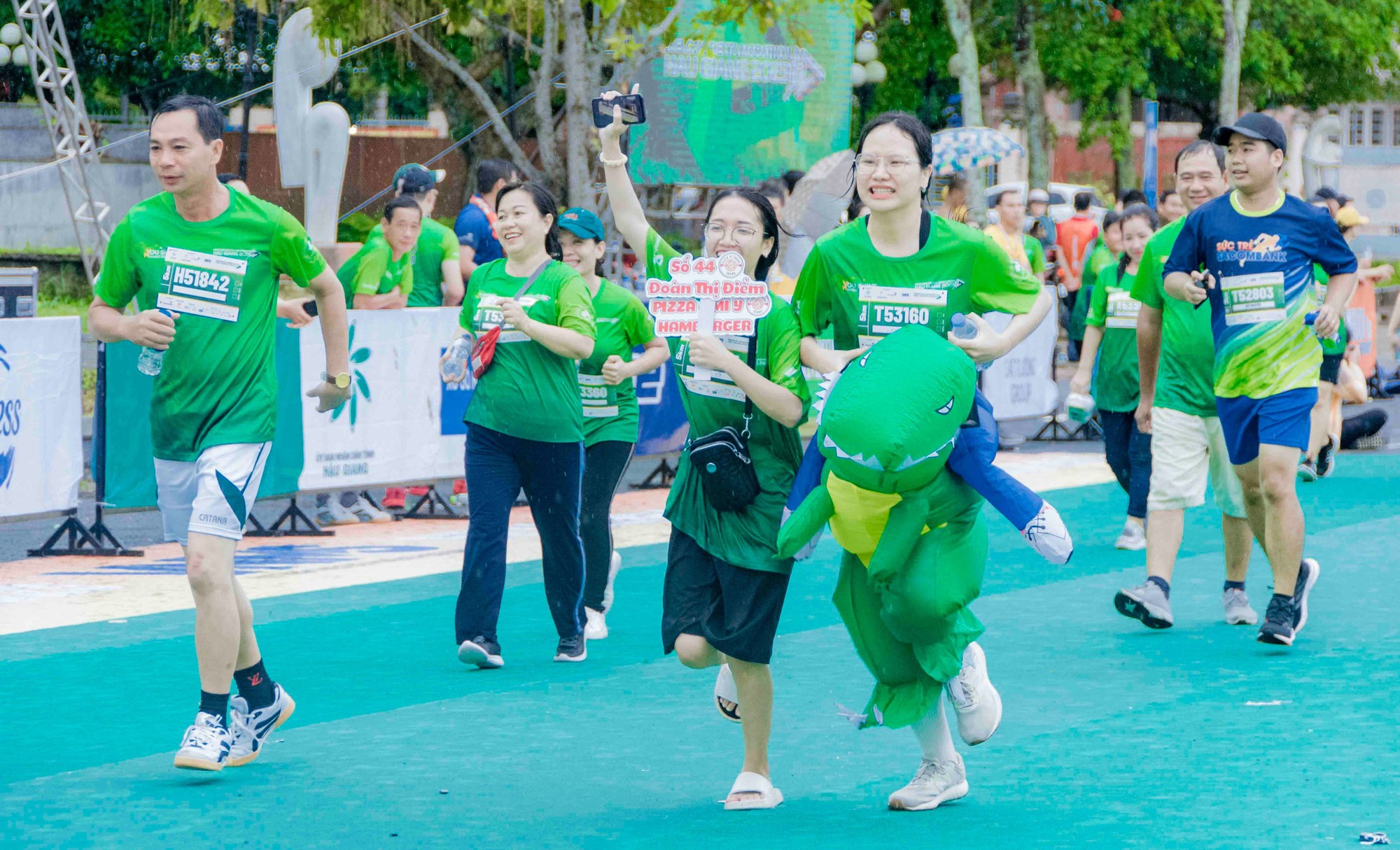 Hình ảnh “có 1 không 2 tại giải marathon quốc tế ở Hậu Giang - Ảnh 29.