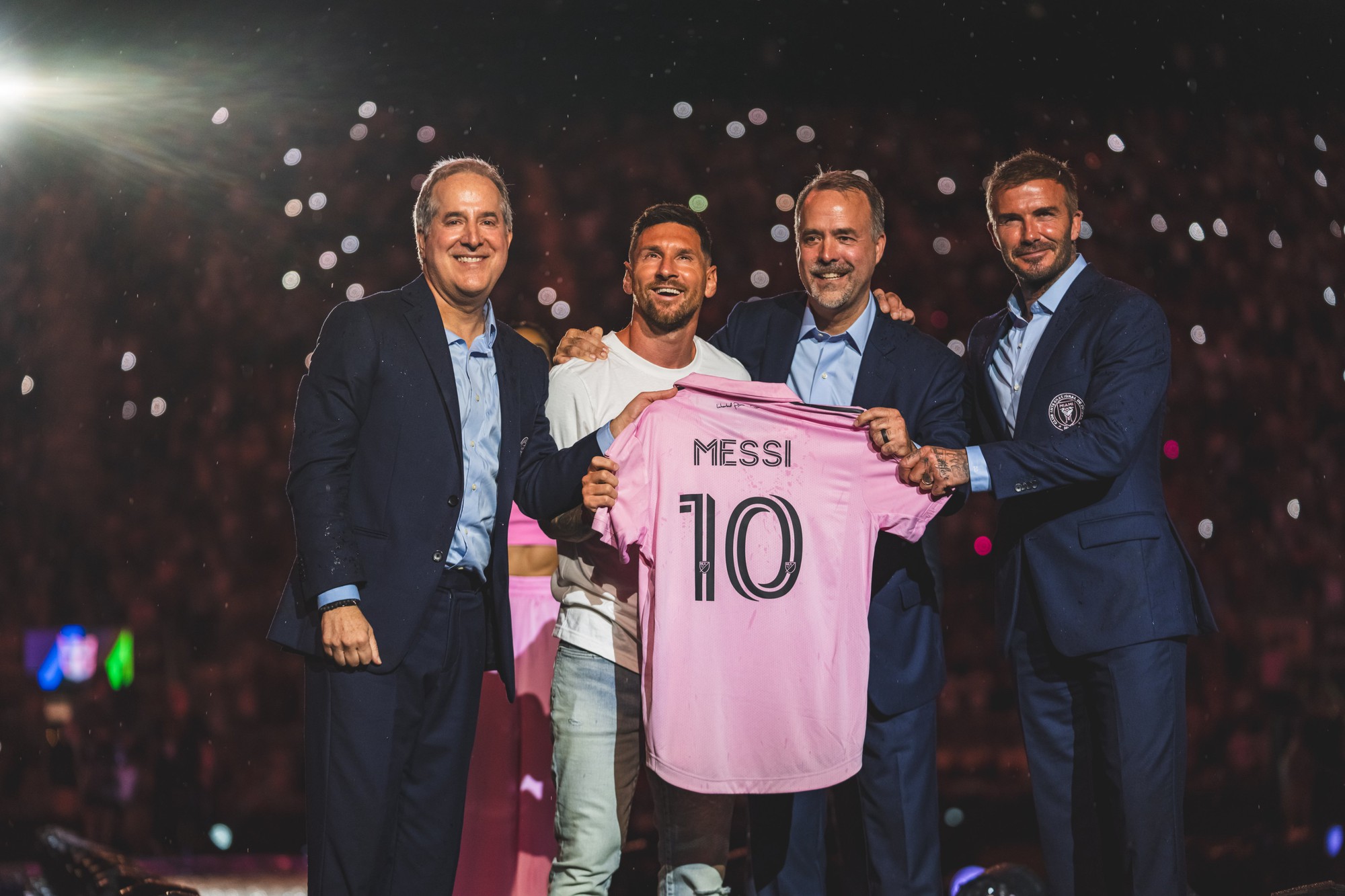 Messi vừa ra mắt Inter Miami, Ronaldo lập tức đ&aacute; x&eacute;o? - Ảnh 1.