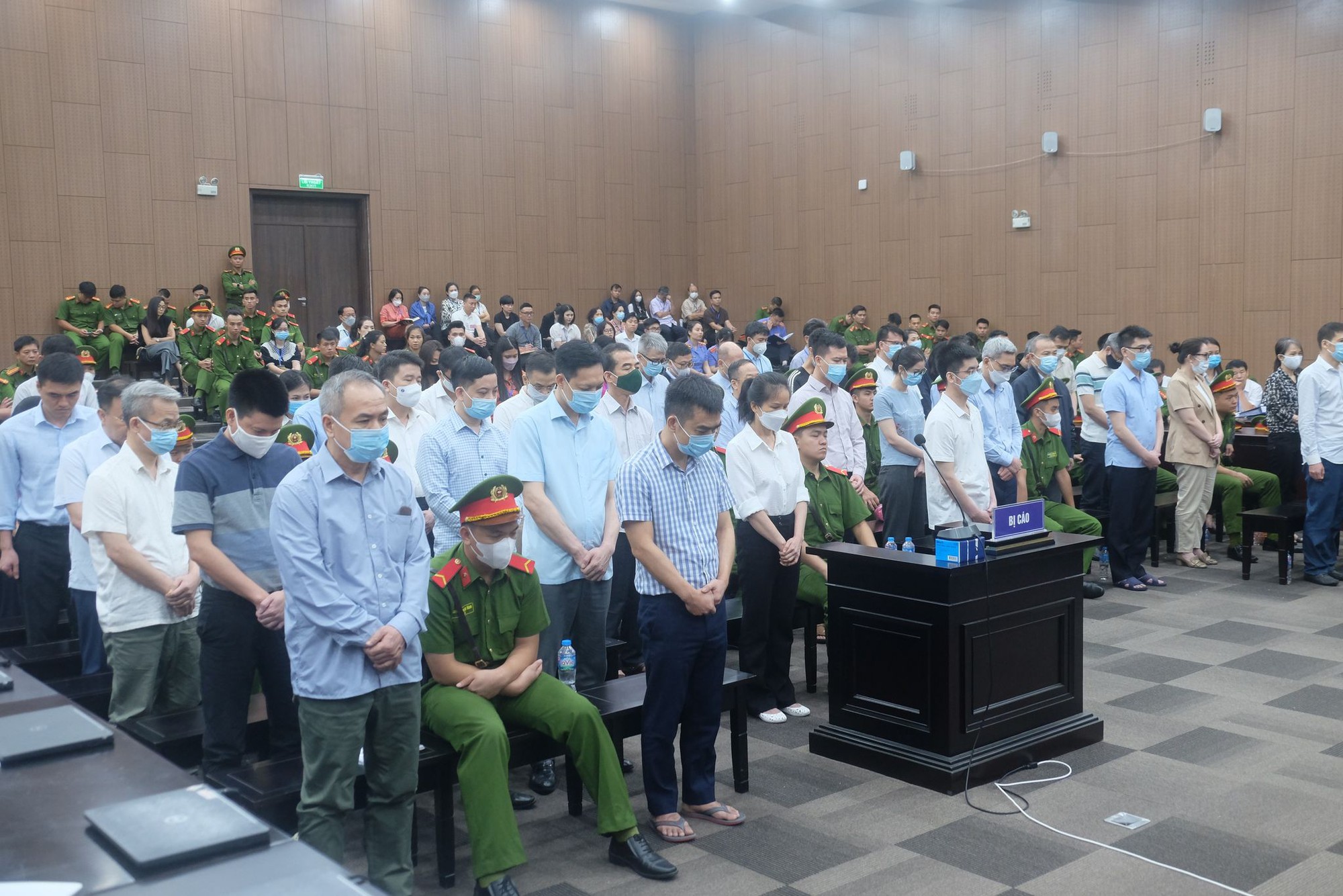 Vụ án "Chuyến bay giải cứu": Phơi bày sự trắng trợn, biến chất