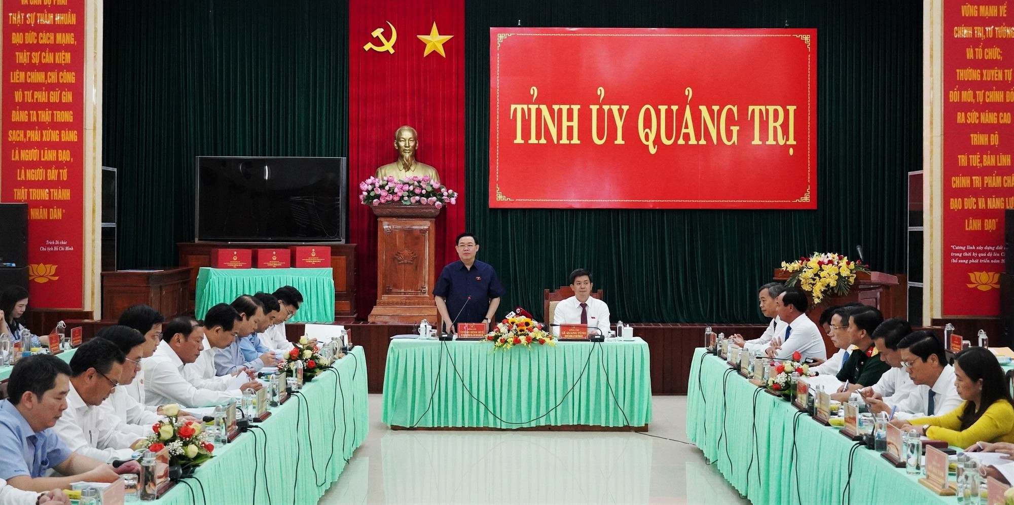 Chủ tịch Quốc hội: Quảng Trị cần quan tâm tới công tác quy hoạch cán bộ