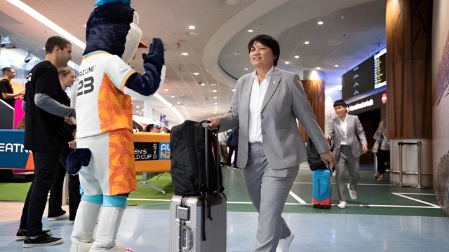 World Cup nữ: Kh&ocirc;ng chỉ l&agrave; tr&ograve; chơi b&oacute;ng đ&aacute; ở Việt Nam - Ảnh 9.