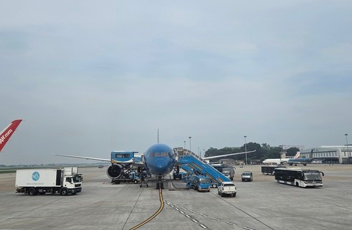 Huỷ nhiều chuyến bay, sân bay Tân Sơn Nhất, Vietnam Airlines lên phương án ứng phó bão