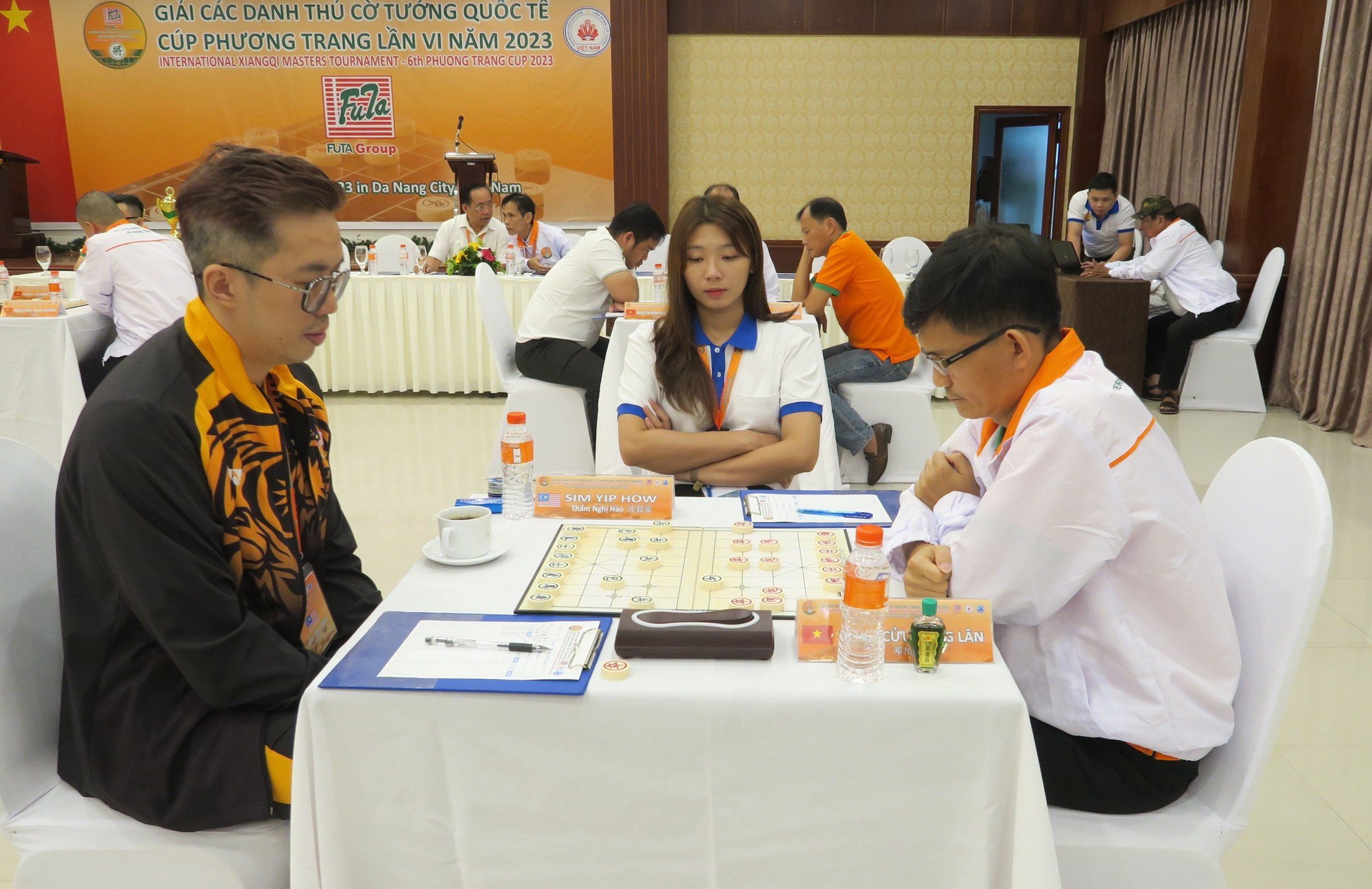 Thẩm Nghị Hào và Nguyễn Thành Bảo sớm giành vé tứ kết