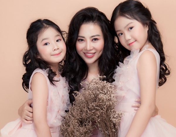 Diễn viên Thanh Hương: "Tôi nợ các con một lời xin lỗi"