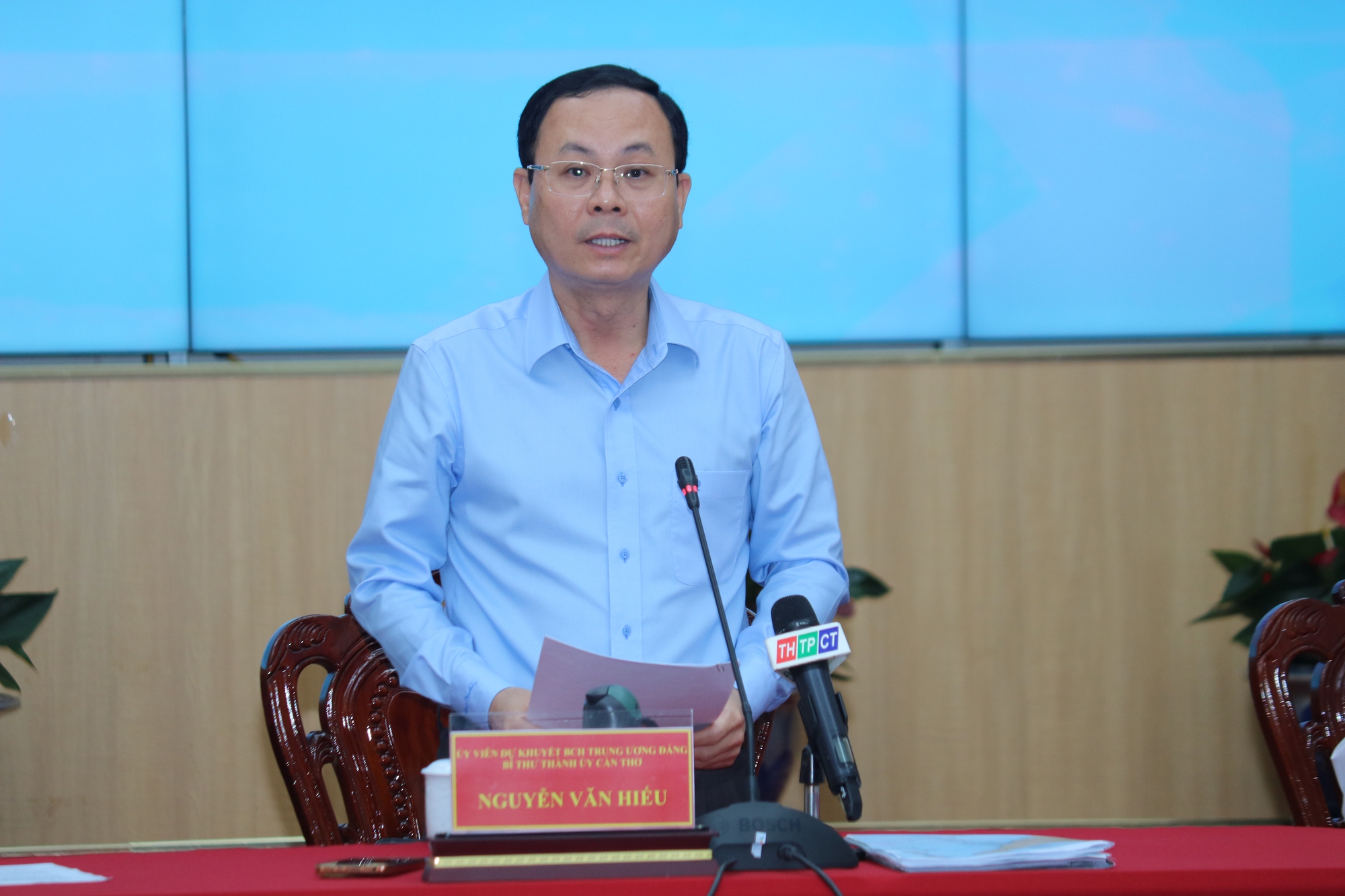 B&iacute; thư Nguyễn Văn Hiếu: Đừng 1 cửa ch&iacute;nh m&agrave; 9 cửa phụ&rdquo; - Ảnh 1.