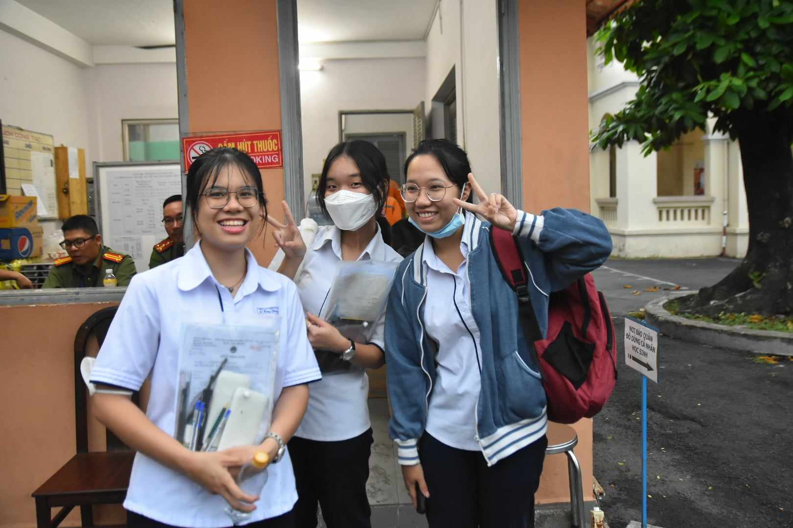 Các trường ĐH công bố điểm sàn xét tuyển