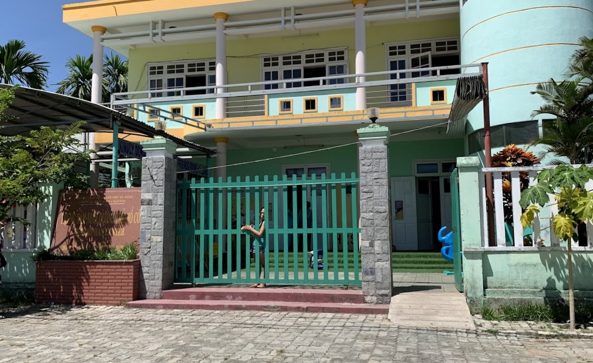 Bé trai còn nguyên dây rốn bị bỏ rơi ở Đà Nẵng