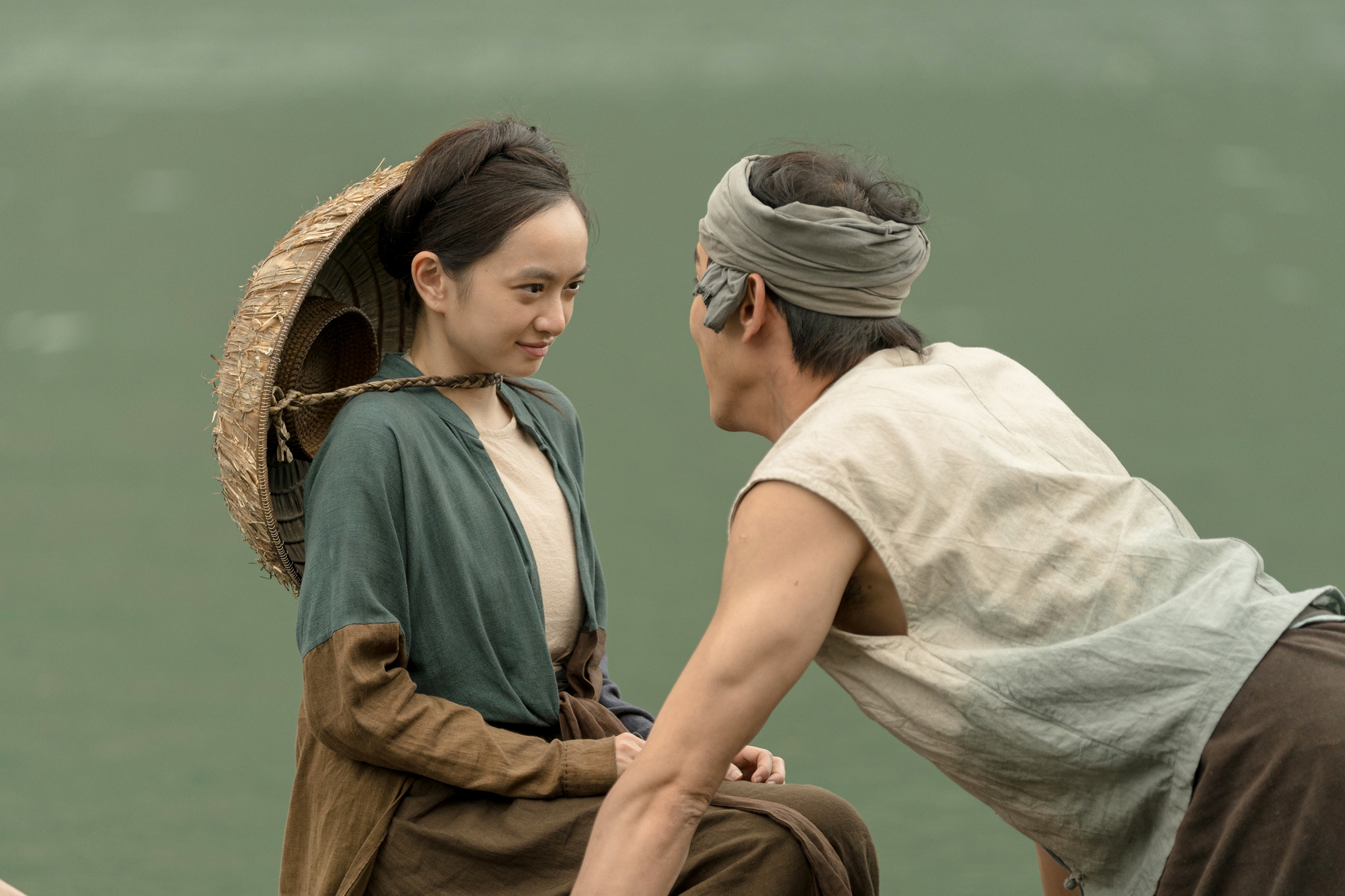 Kaity Nguyễn cuốn h&uacute;t trong &ldquo;Người vợ cuối c&ugrave;ng&rdquo; của Victor Vũ - Ảnh 3.