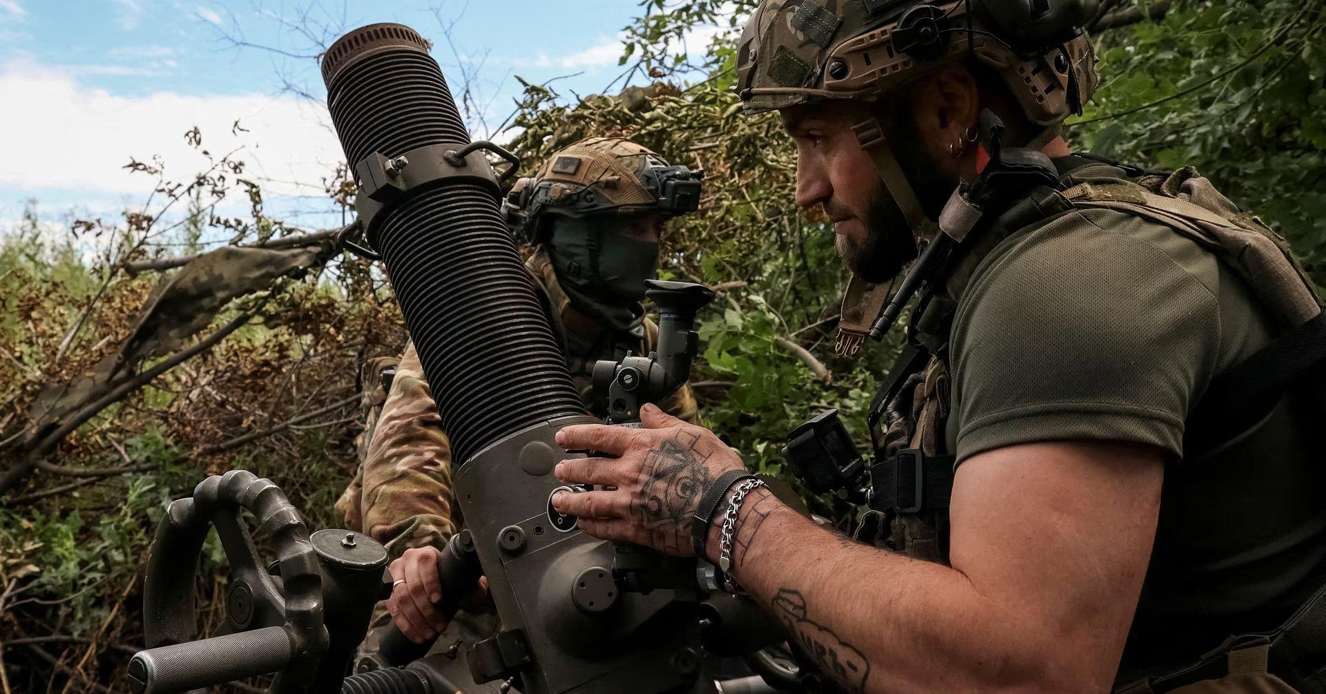 Ukraine nói Nga tập trung 100.000 quân, 900 xe tăng ở Kupyansk