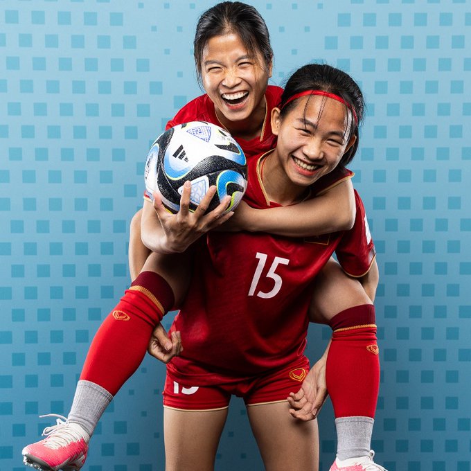 Thanh Nh&atilde;, Huỳnh Như cực ngầu trong buổi chụp ảnh quảng b&aacute; cho FIFA - Ảnh 10.