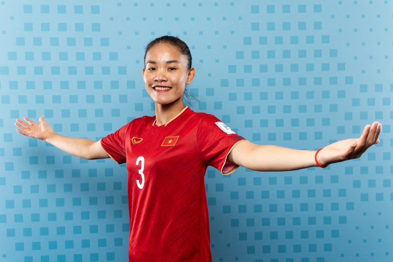 Thanh Nh&atilde;, Huỳnh Như cực ngầu trong buổi chụp ảnh quảng b&aacute; cho FIFA - Ảnh 12.