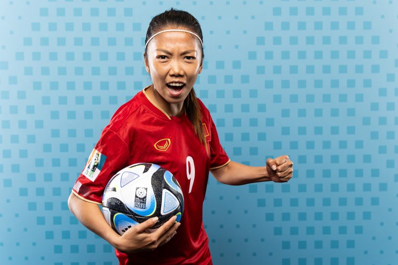 Thanh Nh&atilde;, Huỳnh Như cực ngầu trong buổi chụp ảnh quảng b&aacute; cho FIFA - Ảnh 1.
