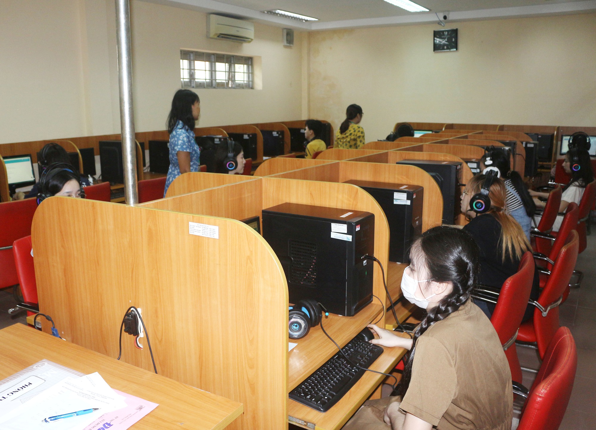 Trường ĐH Cửu Long tổ chức thi đ&aacute;nh gi&aacute; năng lực tiếng Việt - Ảnh 2.