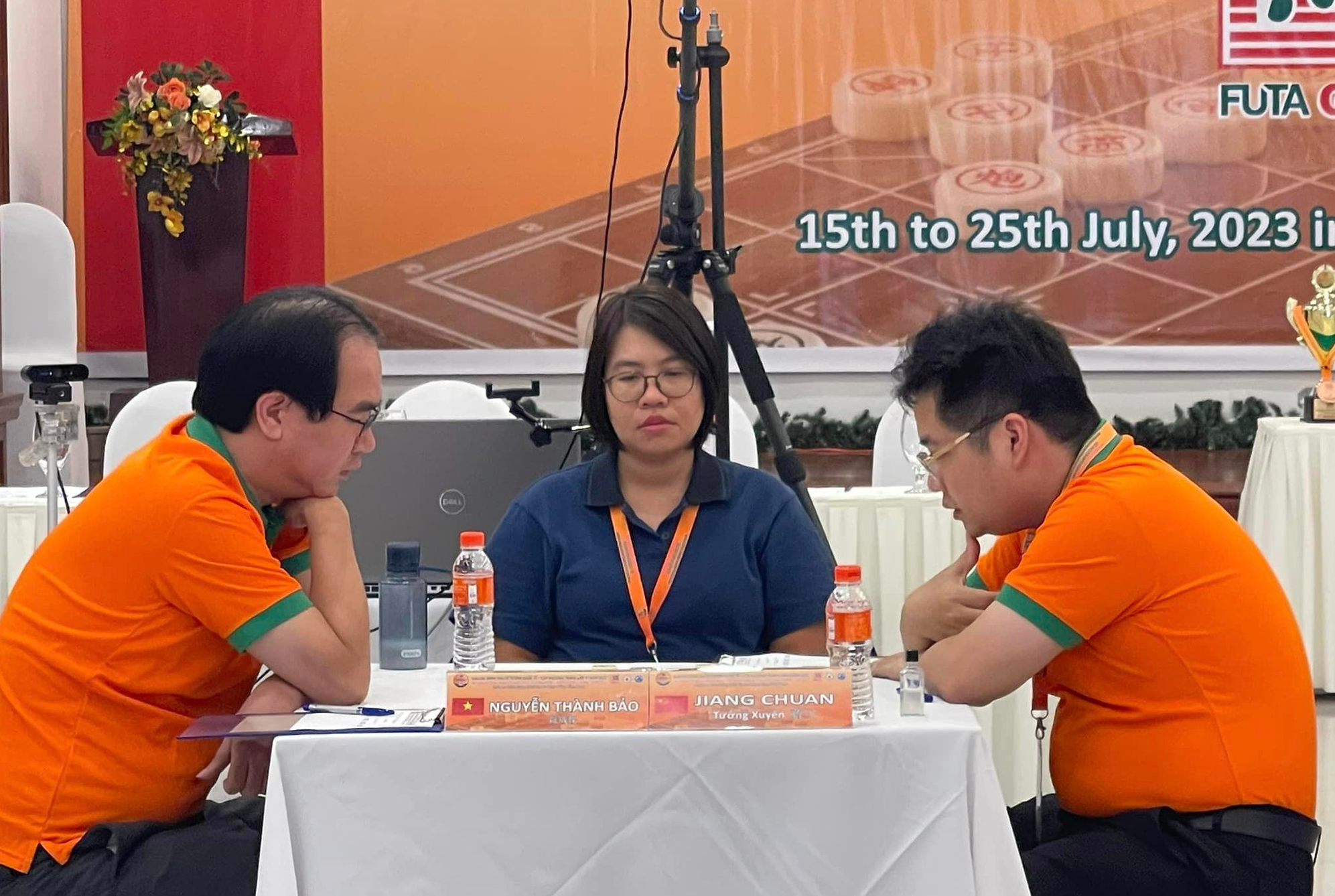 Tưởng Xuy&ecirc;n t&aacute;i đấu U&ocirc;ng Dương Bắc ở b&aacute;n kết C&uacute;p Phương Trang 2023 - Ảnh 1.