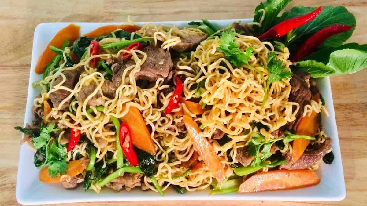 Cuộc thi "Tự hào hàng Việt": Mì tôm huyền thoại