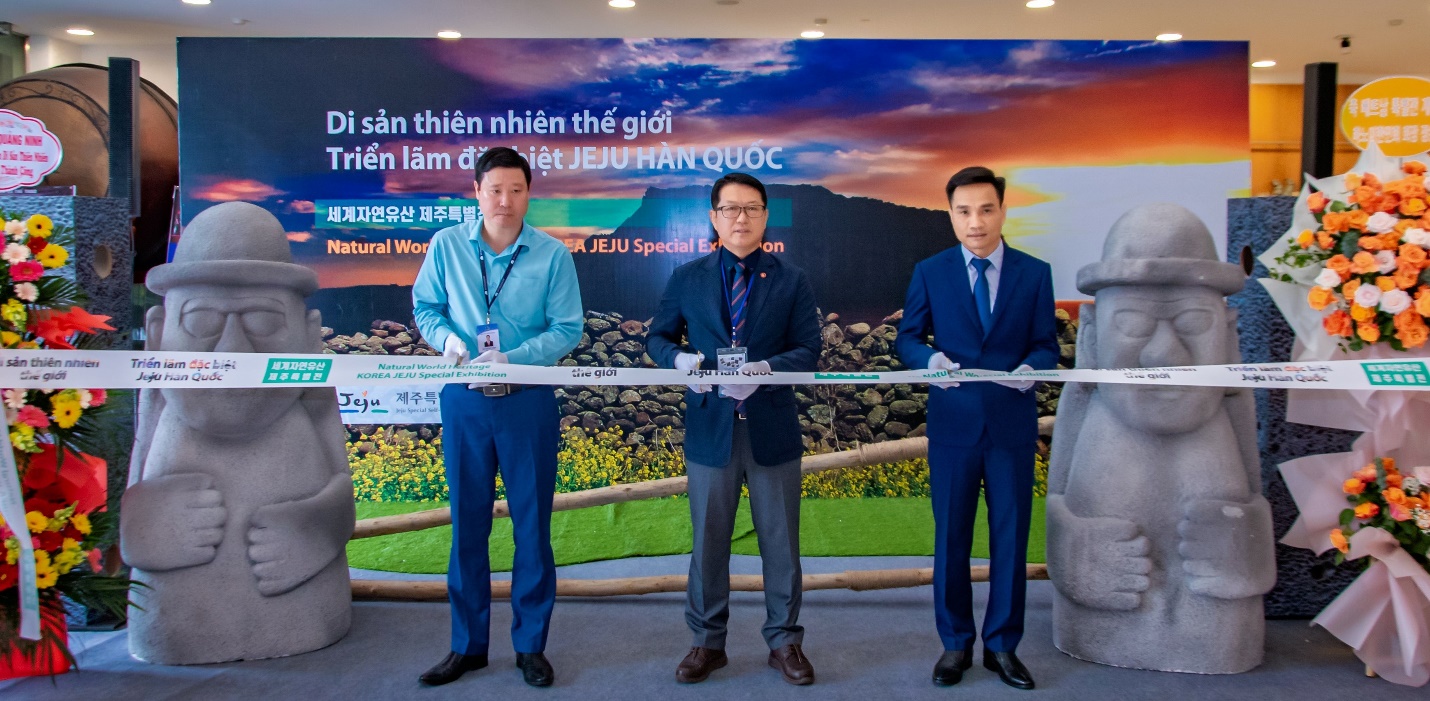 Di sản thiên nhiên thế giới đảo Jeju lần đầu tiên tổ chức triển lãm tại Việt Nam - Ảnh 1.