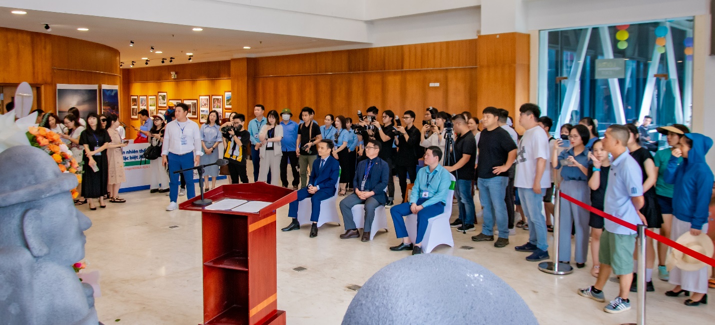 Di sản thiên nhiên thế giới đảo Jeju lần đầu tiên tổ chức triển lãm tại Việt Nam - Ảnh 2.
