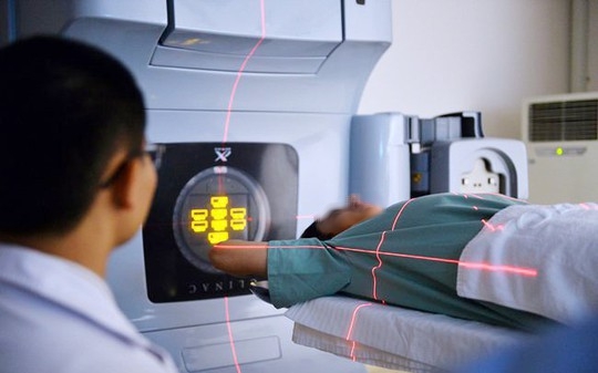 Được chọn giá cao nhất khi mua sắm trang thiết bị y tế - Ảnh 1.