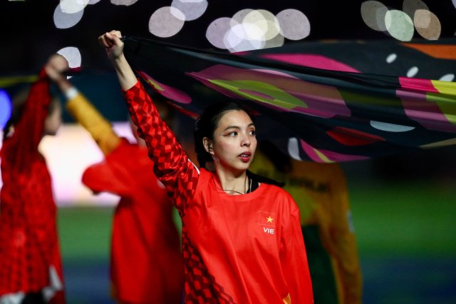 Xúc động với hình ảnh Việt Nam trong lễ khai mạc World Cup nữ 2023