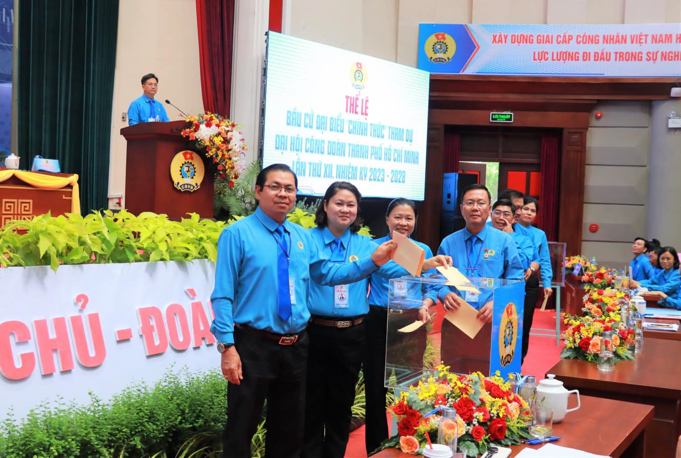 B&agrave; V&otilde; Minh Thanh T&ugrave;ng t&aacute;i đắc cử Chủ tịch LĐLĐ TP Thủ Đức - Ảnh 2.