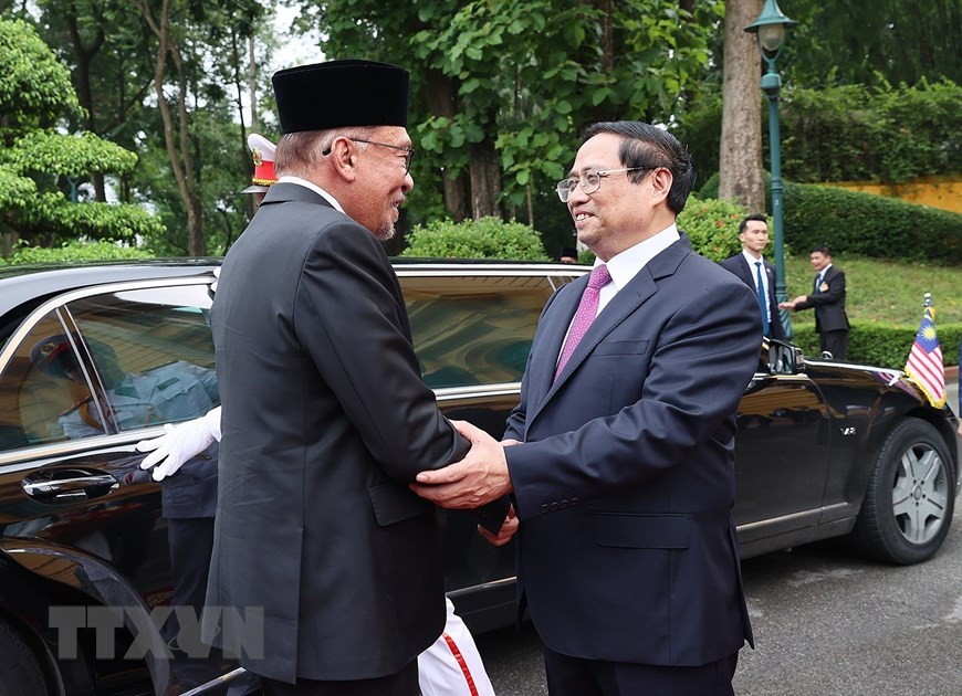 Thủ tướng Phạm Minh Ch&iacute;nh đ&oacute;n, hội đ&agrave;m với Thủ tướng Malaysia - Ảnh 2.