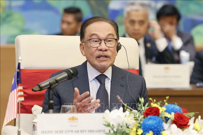 Chủ tịch Quốc hội Vương Đ&igrave;nh Huệ hội kiến Thủ tướng Malaysia - Ảnh 9.