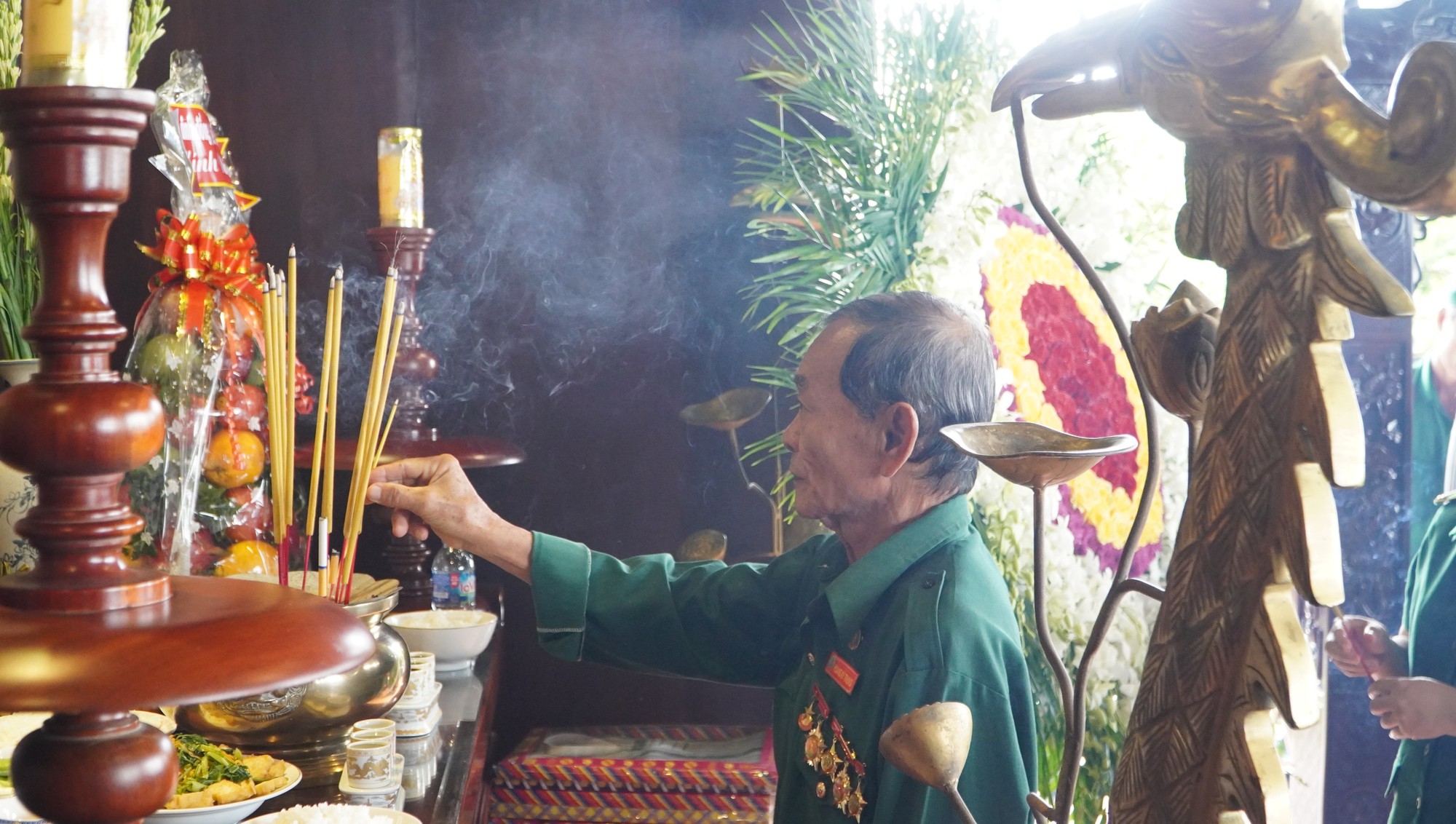 Tưởng nhớ 99 liệt sĩ thanh ni&ecirc;n xung phong ng&atilde; xuống chiến trường bi&ecirc;n giới T&acirc;y Nam - Ảnh 6.