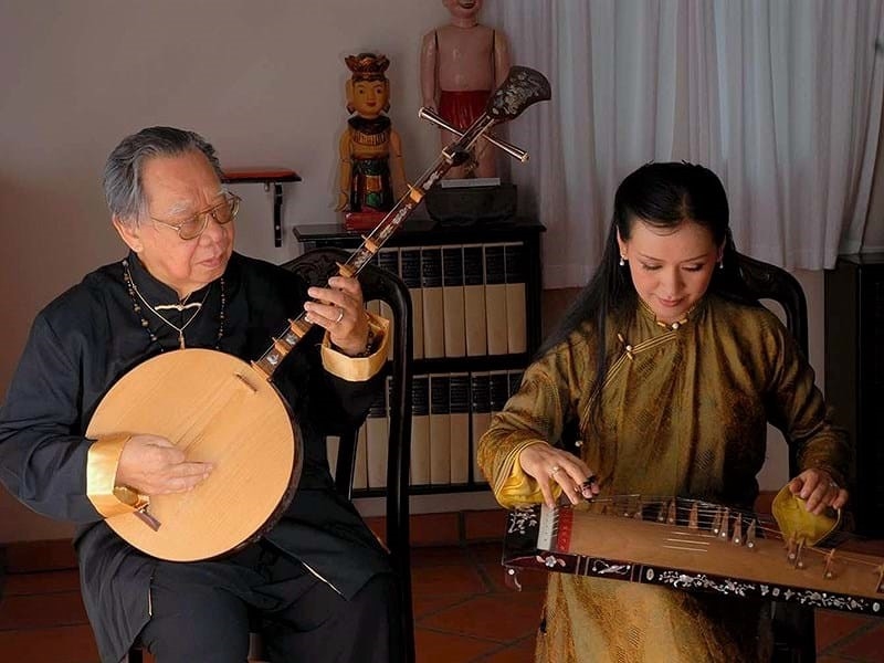 Nghệ sĩ, nghệ nh&acirc;n h&acirc;n hoan tham dự lễ trao Giải thưởng v&agrave; học bổng Trần Văn Kh&ecirc; - Ảnh 2.