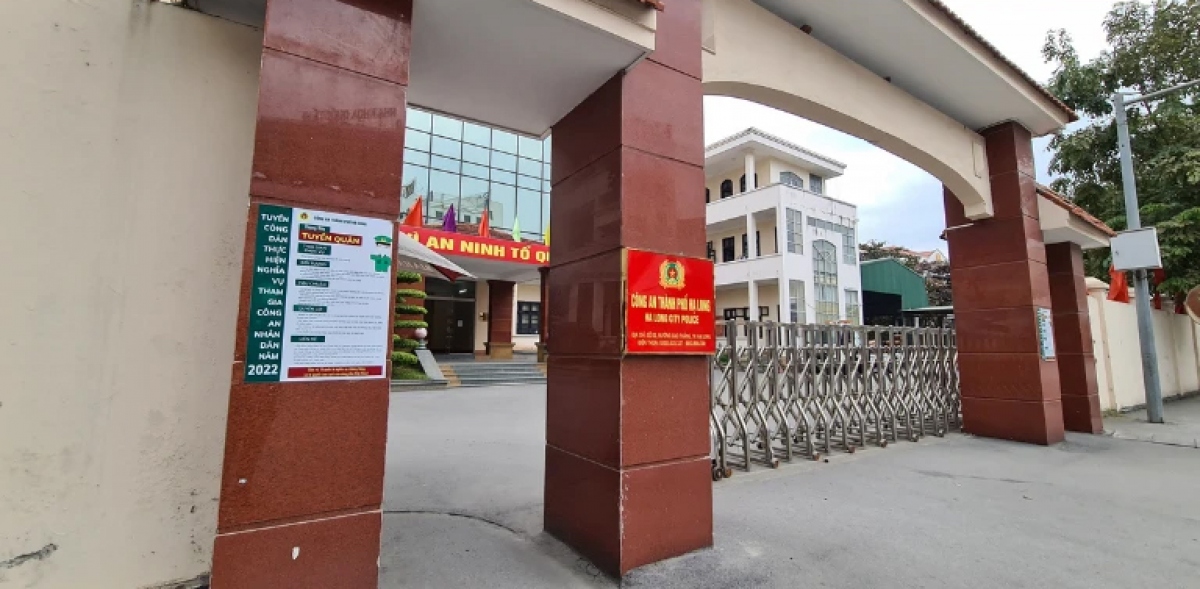 Đề nghị tước danh hiệu công an nhân dân 2 cán bộ điều tra