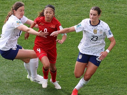 World Cup nữ 2023: Thắng đội Việt Nam, tuyển Mỹ vẫn bị người hâm mộ phê bình