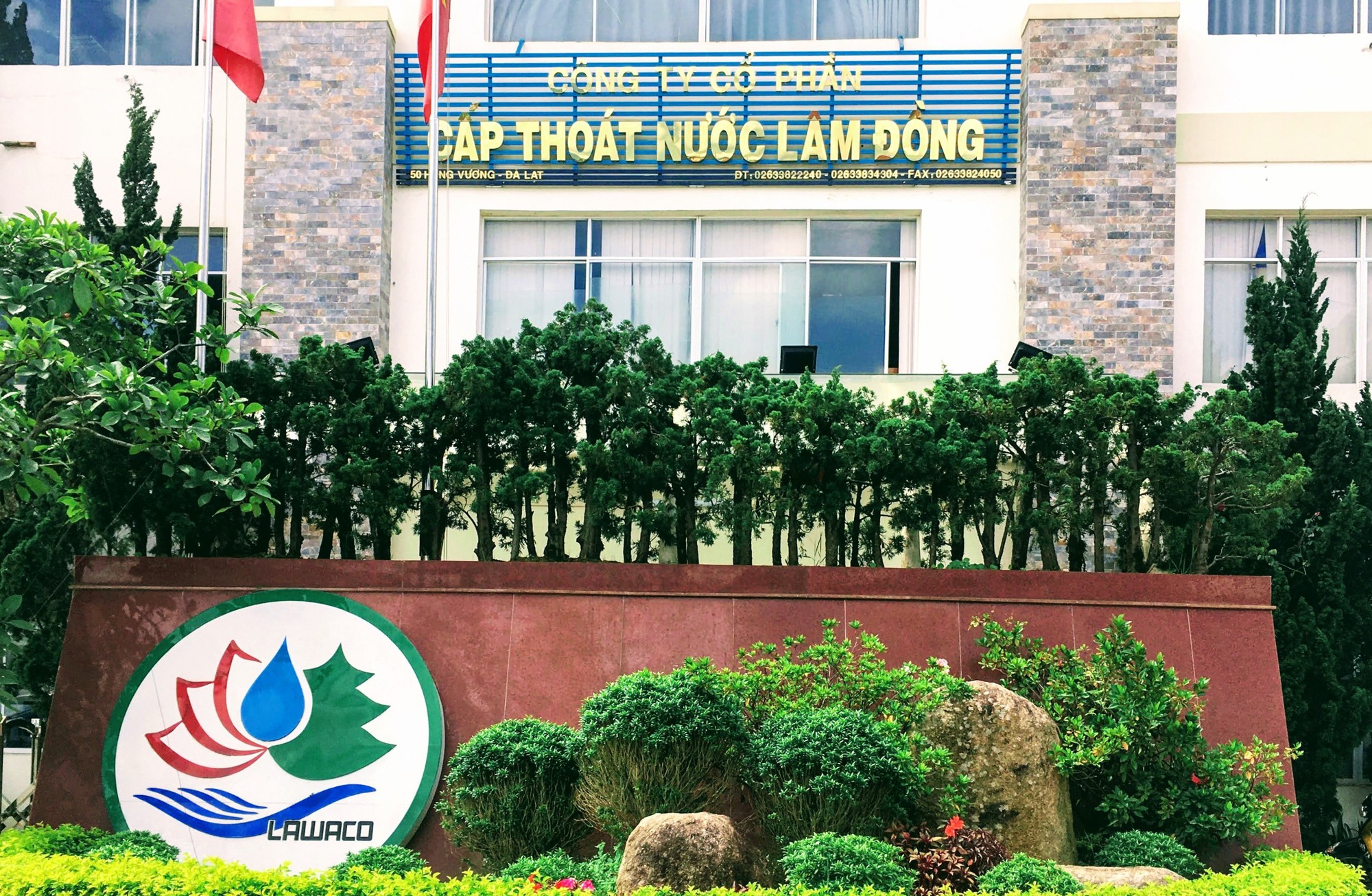 Doanh nghiệp phá rừng làm nhà máy, 14 năm sau xin bồi thường