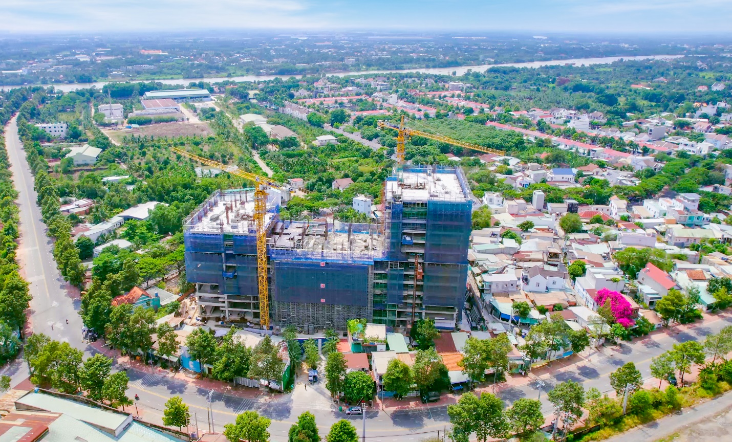 C-Holdings chính thức bàn giao sổ hồng cho cư dân C-Sky View - Ảnh 4.