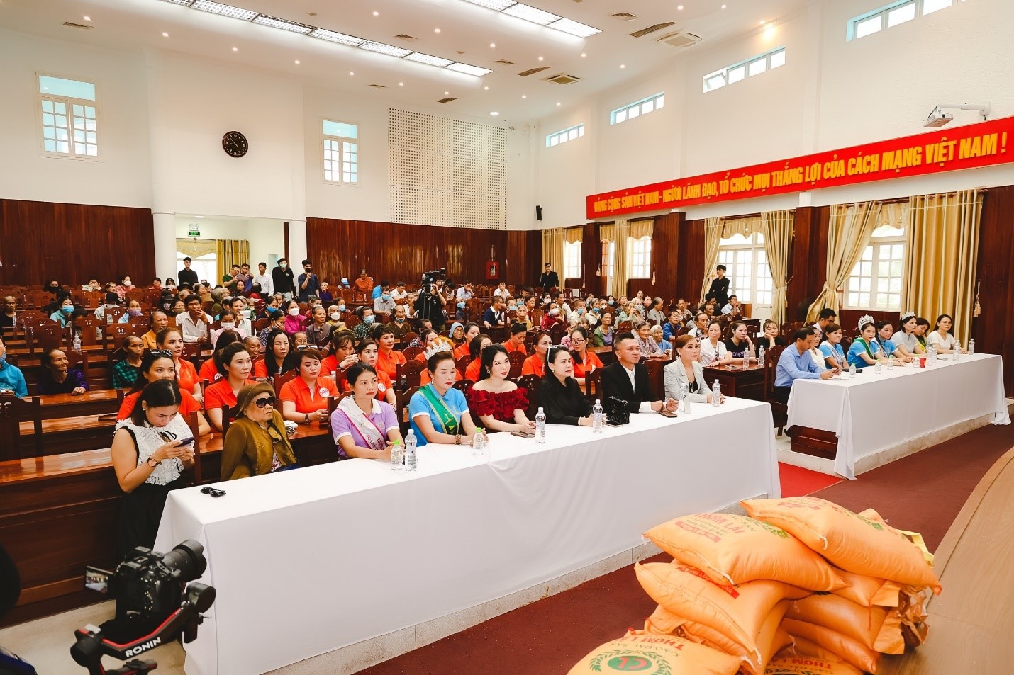 Hoa hậu Doanh nh&acirc;n Ch&acirc;u &Aacute; Việt Nam 2023 trở lại Tam Kỳ - Ảnh 1.