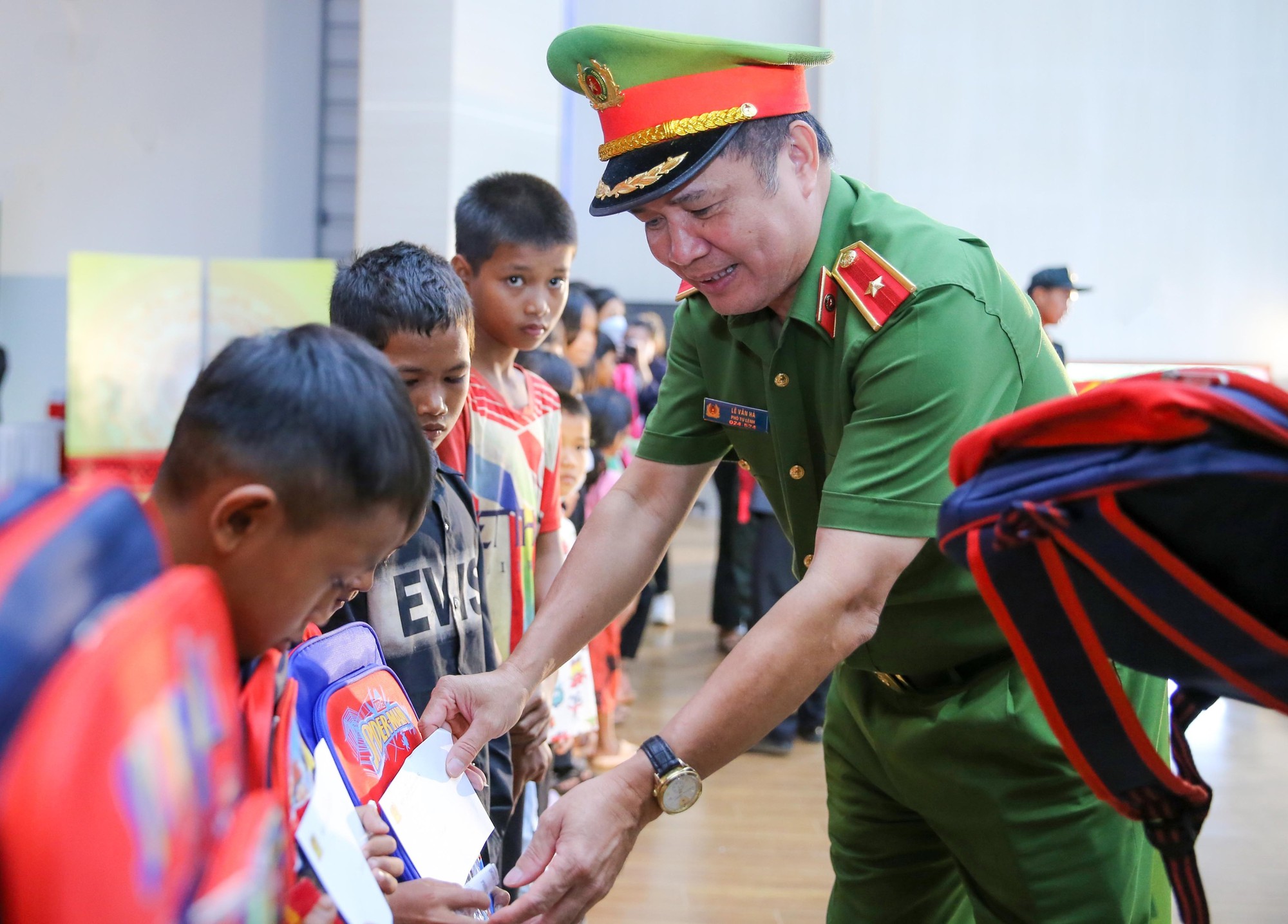 Hình ảnh ấn tượng của tuổi trẻ Bộ Tư lệnh CSCĐ và Báo Người Lao Động tại Đắk Lắk - Ảnh 7.
