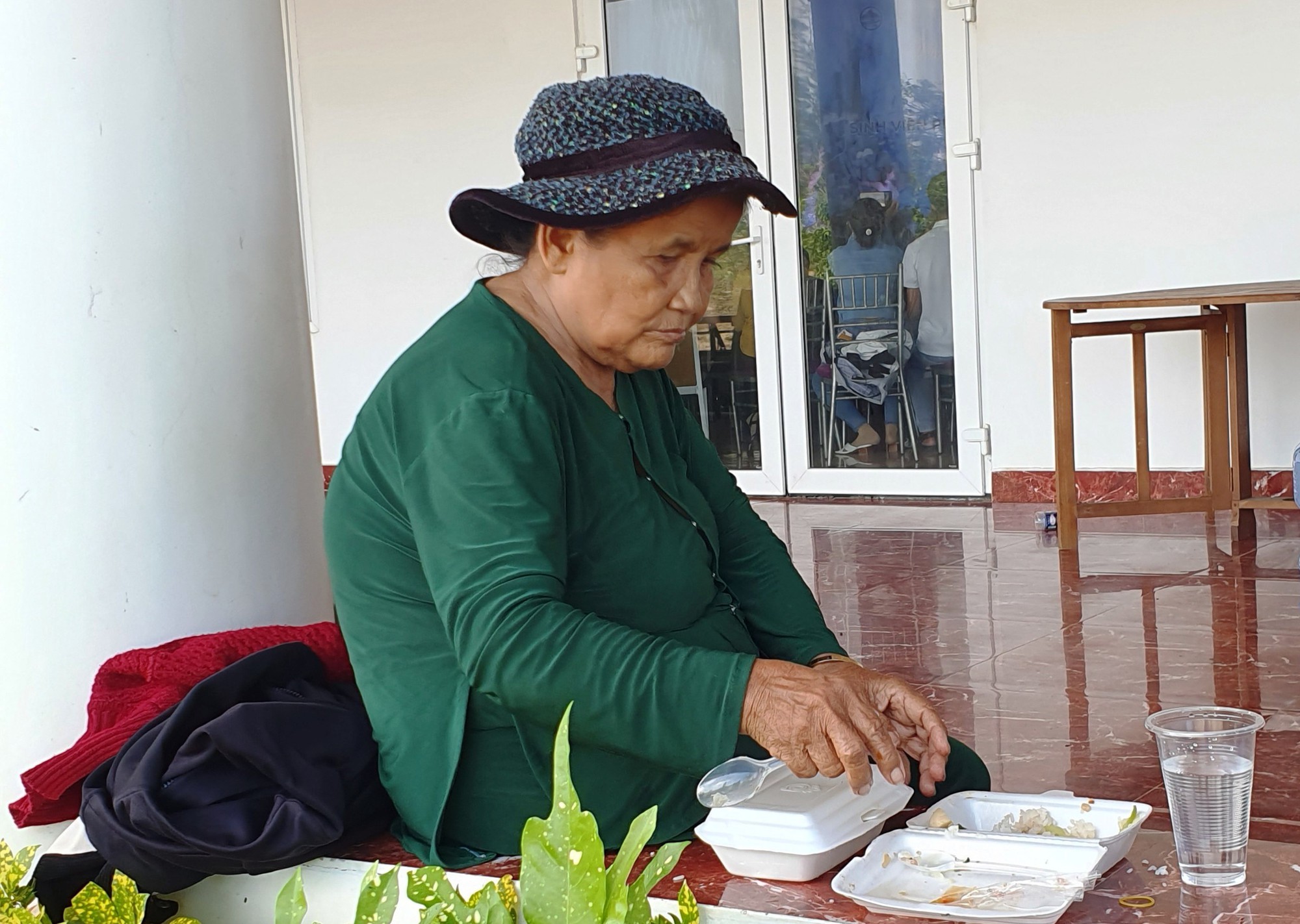 Vinh danh 417 sinh viên Phú Yên xuất sắc năm 2023 - Ảnh 3.