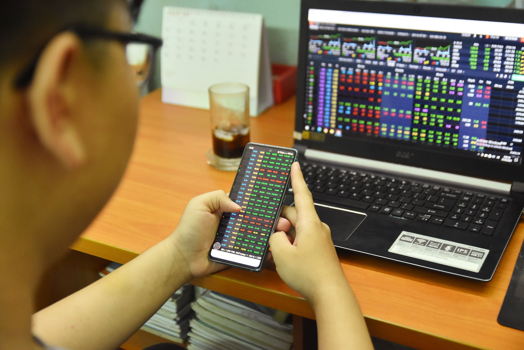 Những cổ phiếu đ&aacute;ng ch&uacute; &yacute; ng&agrave;y 24-7 - Ảnh 1.