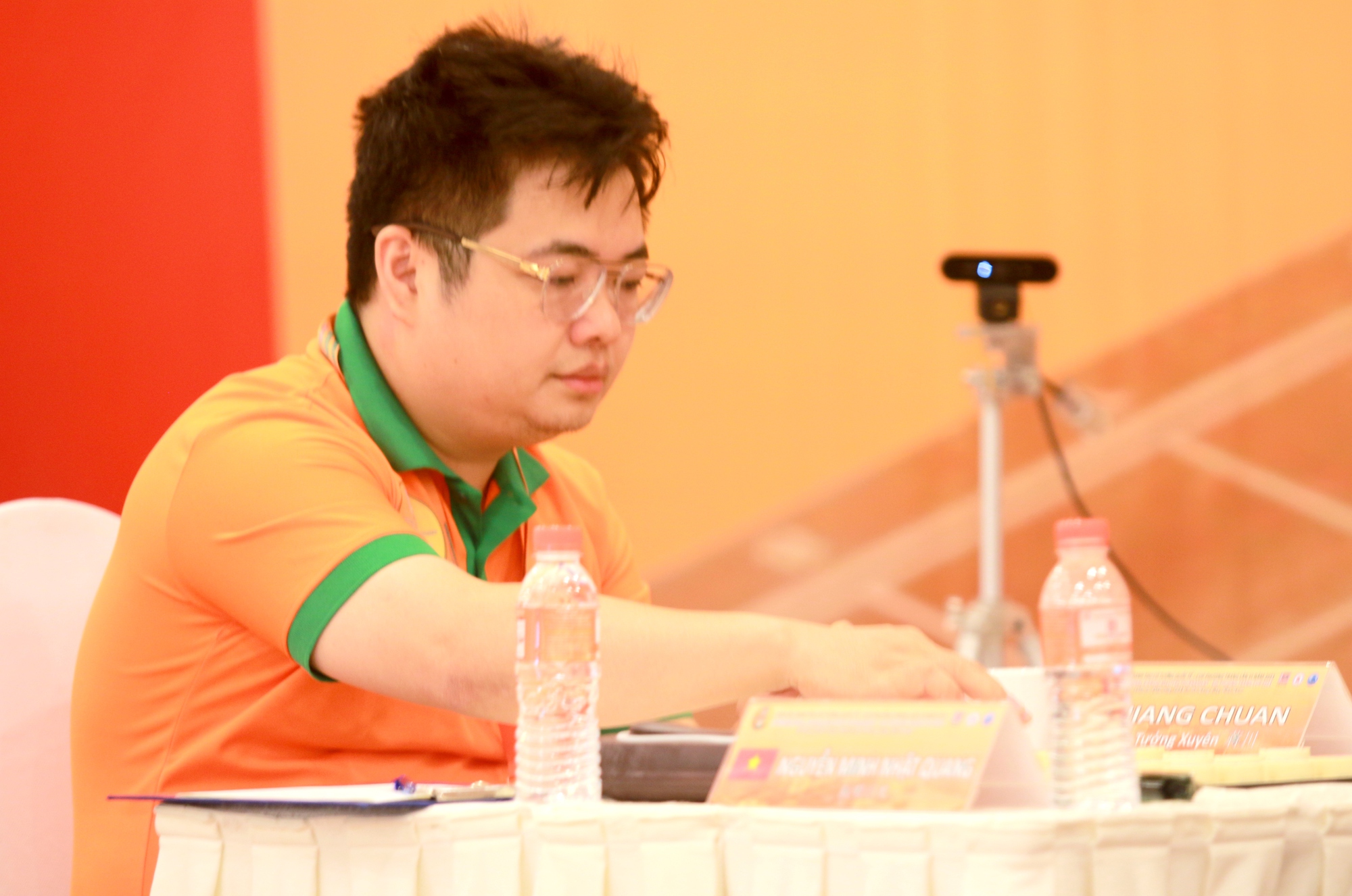 Kỳ vương Tưởng Xuy&ecirc;n chiếm ưu thế trong cuộc đua v&ocirc; địch - Ảnh 2.