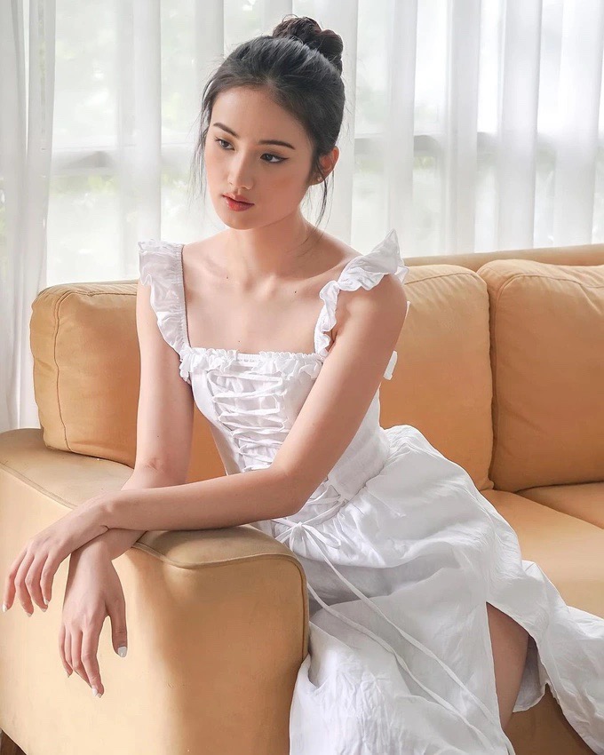 Hoa hậu Huỳnh Trần &Yacute; Nhi l&agrave;m điều kh&ocirc;ng tưởng sau đăng quang - Ảnh 8.