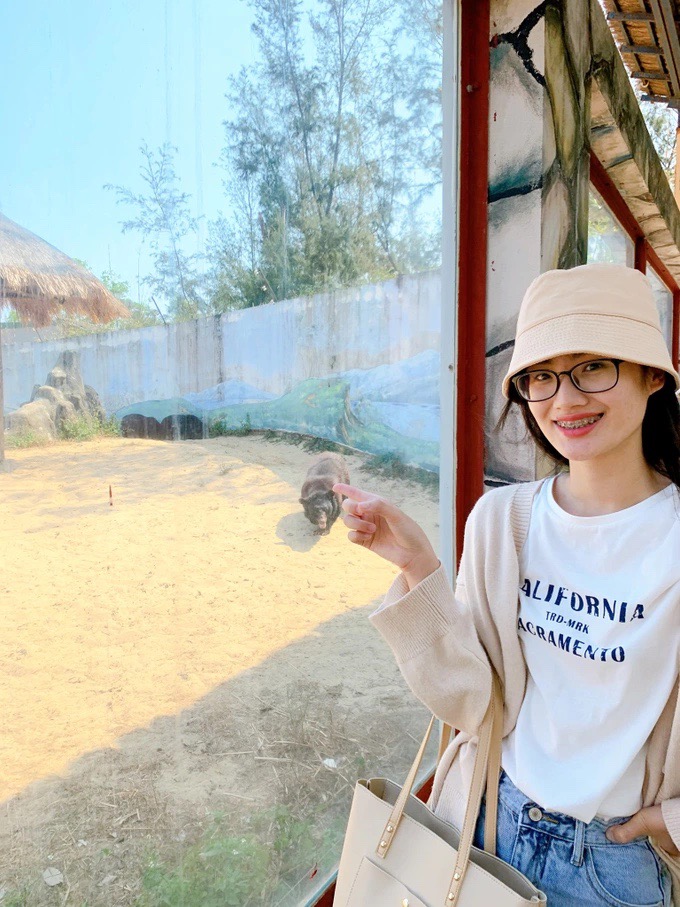 Hoa hậu Huỳnh Trần &Yacute; Nhi l&agrave;m điều kh&ocirc;ng tưởng sau đăng quang - Ảnh 9.