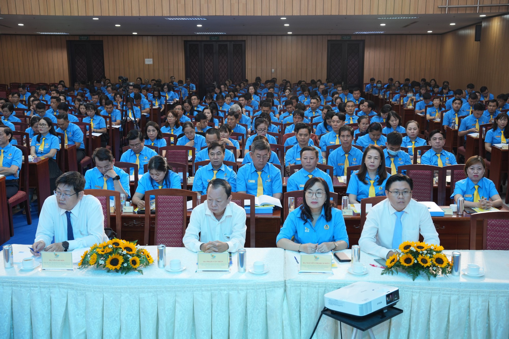 Nâng cao chất lượng bữa ăn, cải thiện điều kiện làm việc công nhân - Ảnh 5.