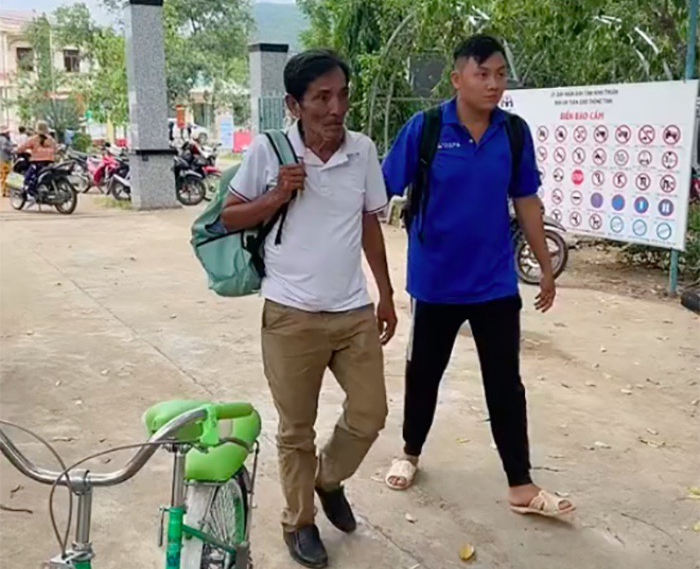 Xót xa hình ảnh nghệ sĩ Thương Tín hiện tại