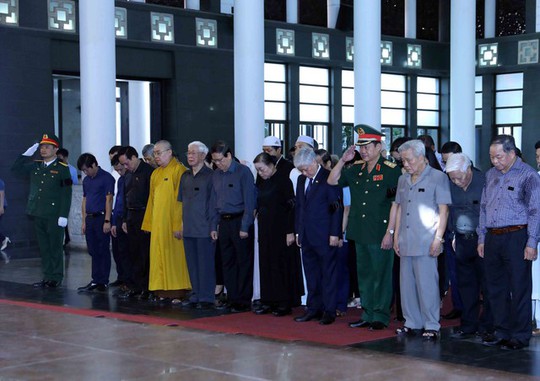 Tổ chức trọng thể lễ tang nguy&ecirc;n Ph&oacute; Thủ tướng Nguyễn Kh&aacute;nh - Ảnh 11.