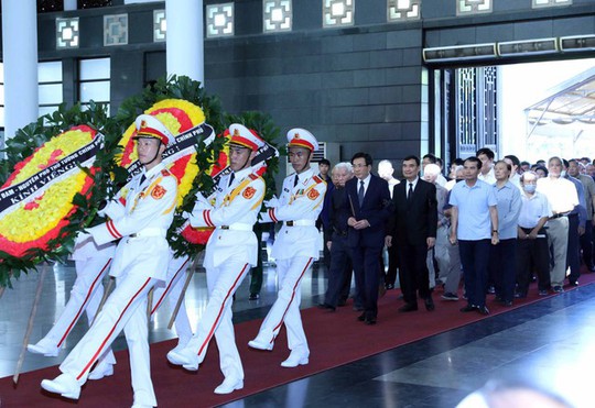 Tổ chức trọng thể lễ tang nguy&ecirc;n Ph&oacute; Thủ tướng Nguyễn Kh&aacute;nh - Ảnh 14.