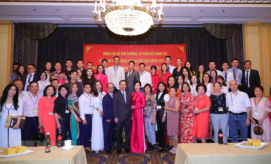Chủ tịch nước V&otilde; Văn Thưởng: X&acirc;y dựng cộng đồng người Việt Nam tại ch&acirc;u &Acirc;u đo&agrave;n kết, ph&aacute;t triển - Ảnh 5.