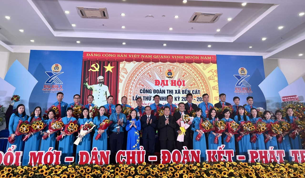Chủ tịch LĐLĐ thị xã Bến Cát Lê Nguyễn Thanh Bình: Công đoàn phải gần cơ sở, hiểu cơ sở, giúp cơ sở - Ảnh 1.