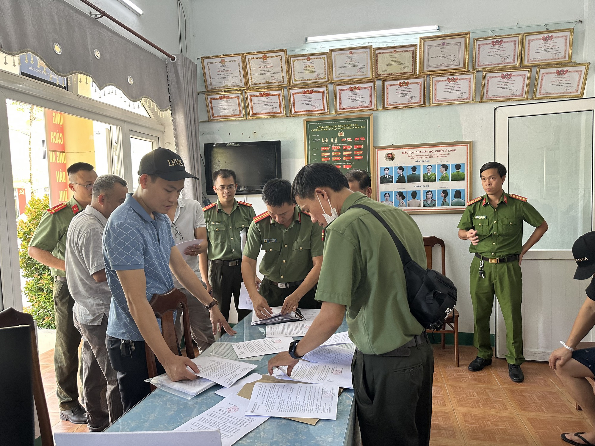 Đánh sập "ổ nhóm" tội phạm do người Trung Quốc cầm đầu, chuyển 5.000 tỉ ra nước ngoài