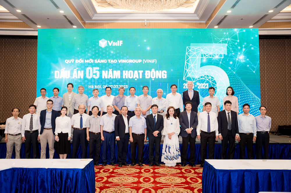 VINIF - H&agrave;nh tr&igrave;nh 5 năm th&uacute;c đẩy ph&aacute;t triển nghi&ecirc;n cứu khoa học Việt Nam - Ảnh 3.
